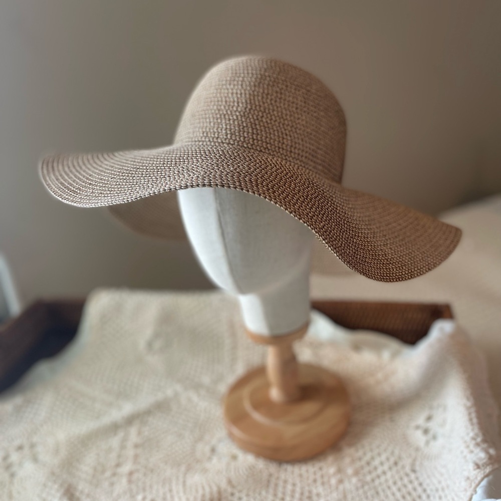 Nordstrums B.P. Straw hat one size new without tags
